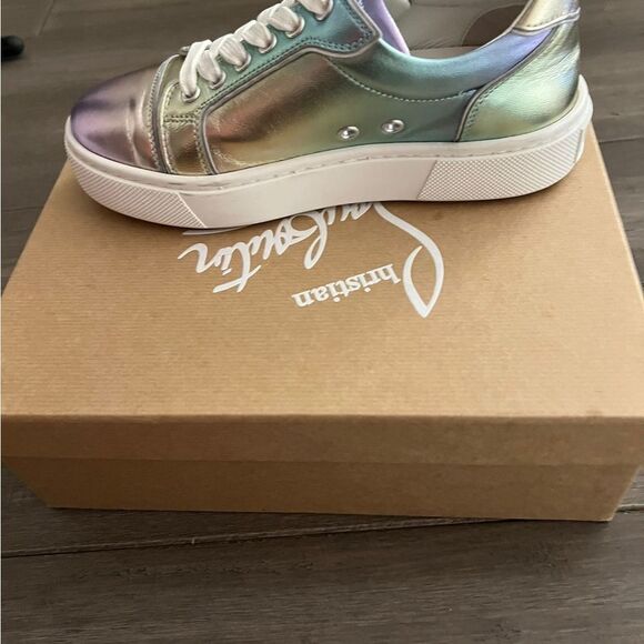 Christian Louboutin Vierissima Iridescent Flat Sneakers - Picture 3 of 11